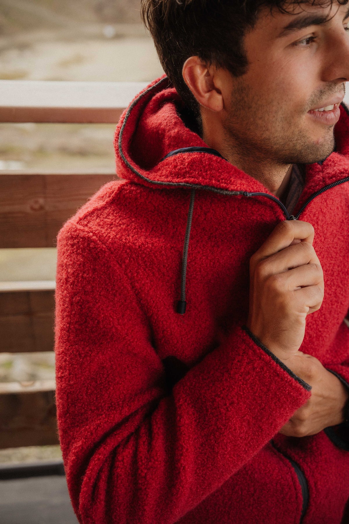 AP Auro Bouclé Red